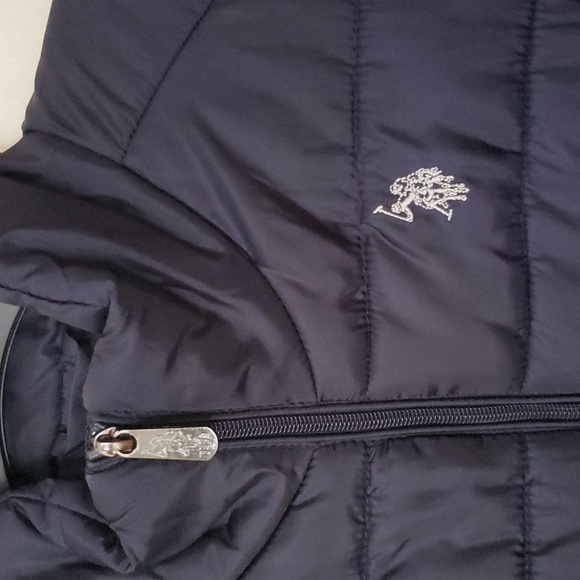 U.S. Polo Assn puffer vest in navy blue, women's size medium. - Picture 5 of 11